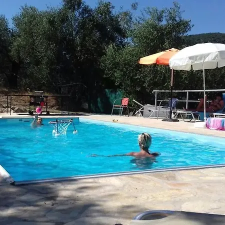 Matthaeus Am Corfutrail, Ferienoase Im Olivenhain 3 Km Zum Giannádes