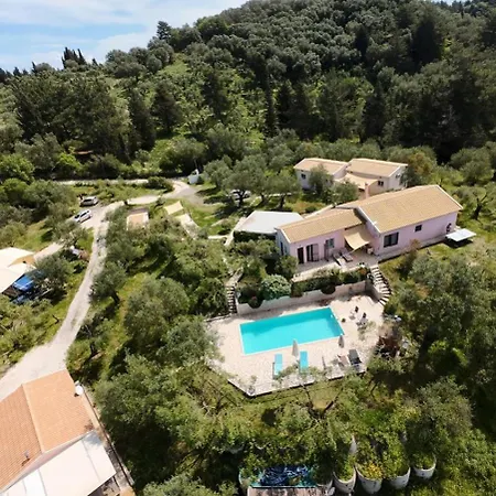 Matthaeus Am Corfutrail, Ferienoase Im Olivenhain 3 Km Zum Case de vacanță Giannádes