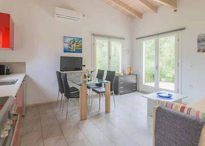 Vakantiehuis Matthaeus Am Corfutrail, Ferienoase Im Olivenhain 3 Km Zum *