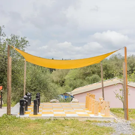 Casa vacanze Matthaeus Am Corfutrail, Ferienoase Im Olivenhain 3 Km Zum Giannádes