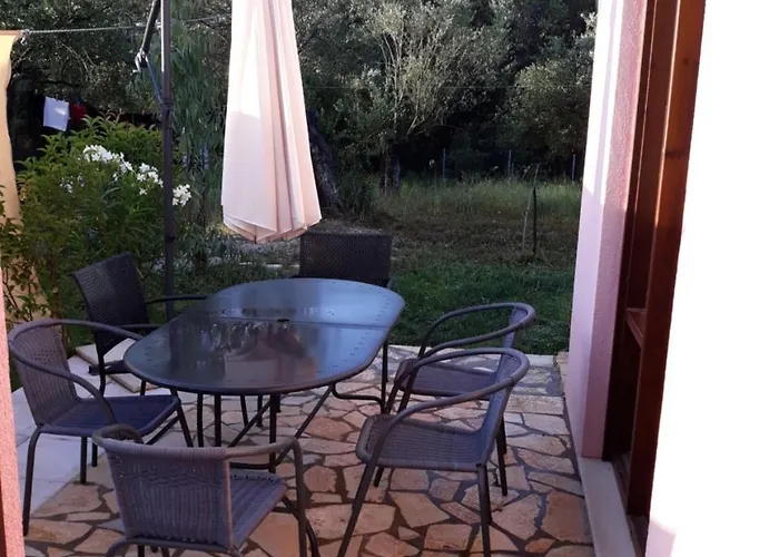 Holiday home Matthaeus Am Corfutrail, Ferienoase Im Olivenhain 3 Km Zum *